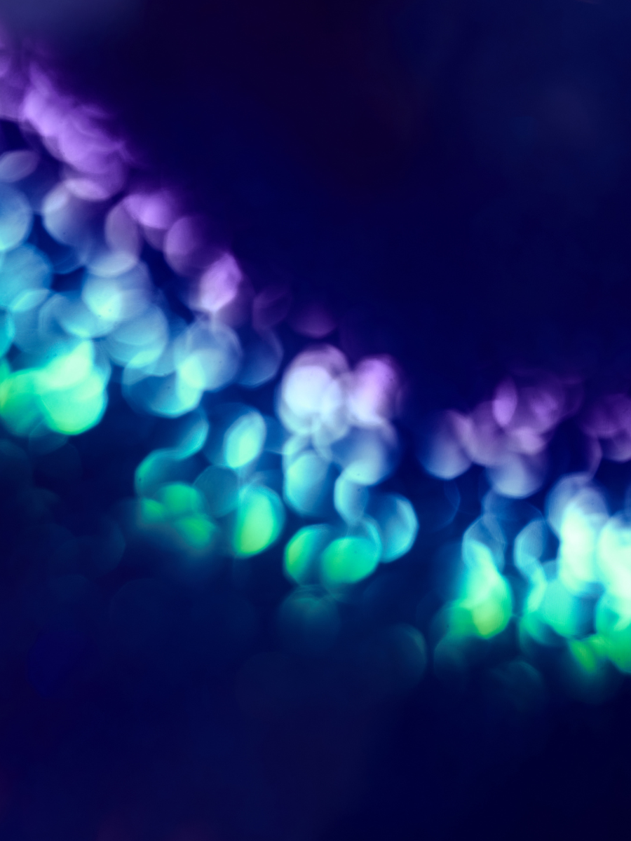 Evolution de la lumière ultraviolette vers la couleur verte